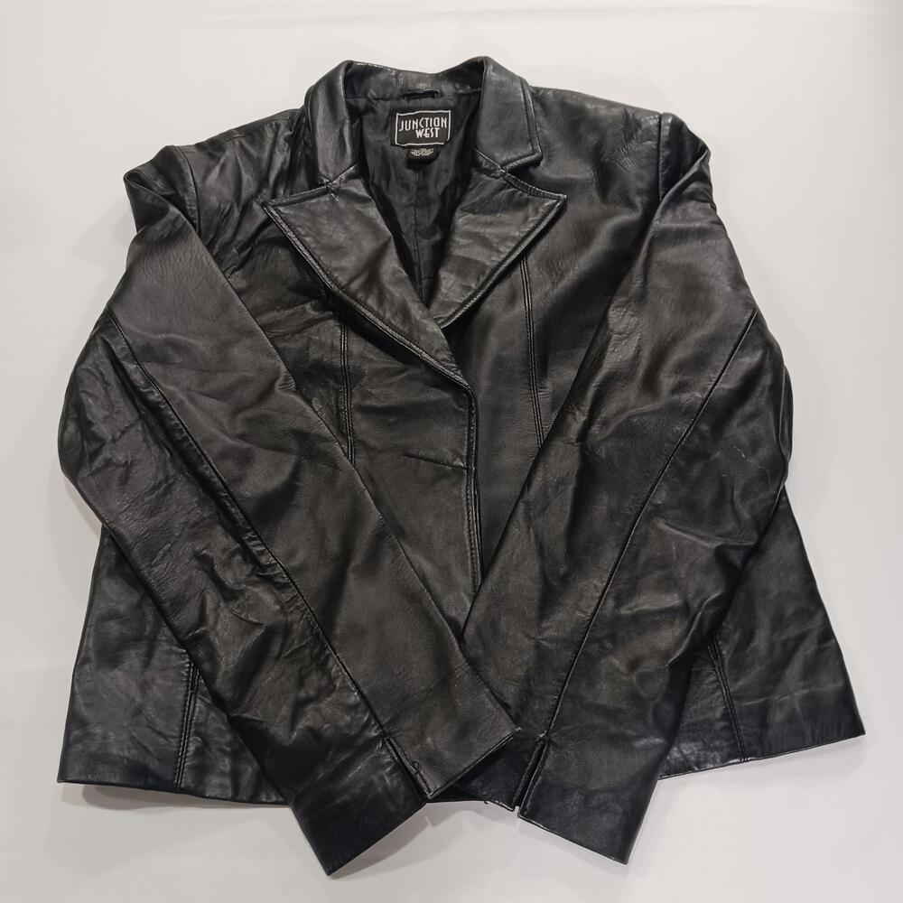 Junction West RN#92608 Women's Black Leather Buttons Jacket Size Large